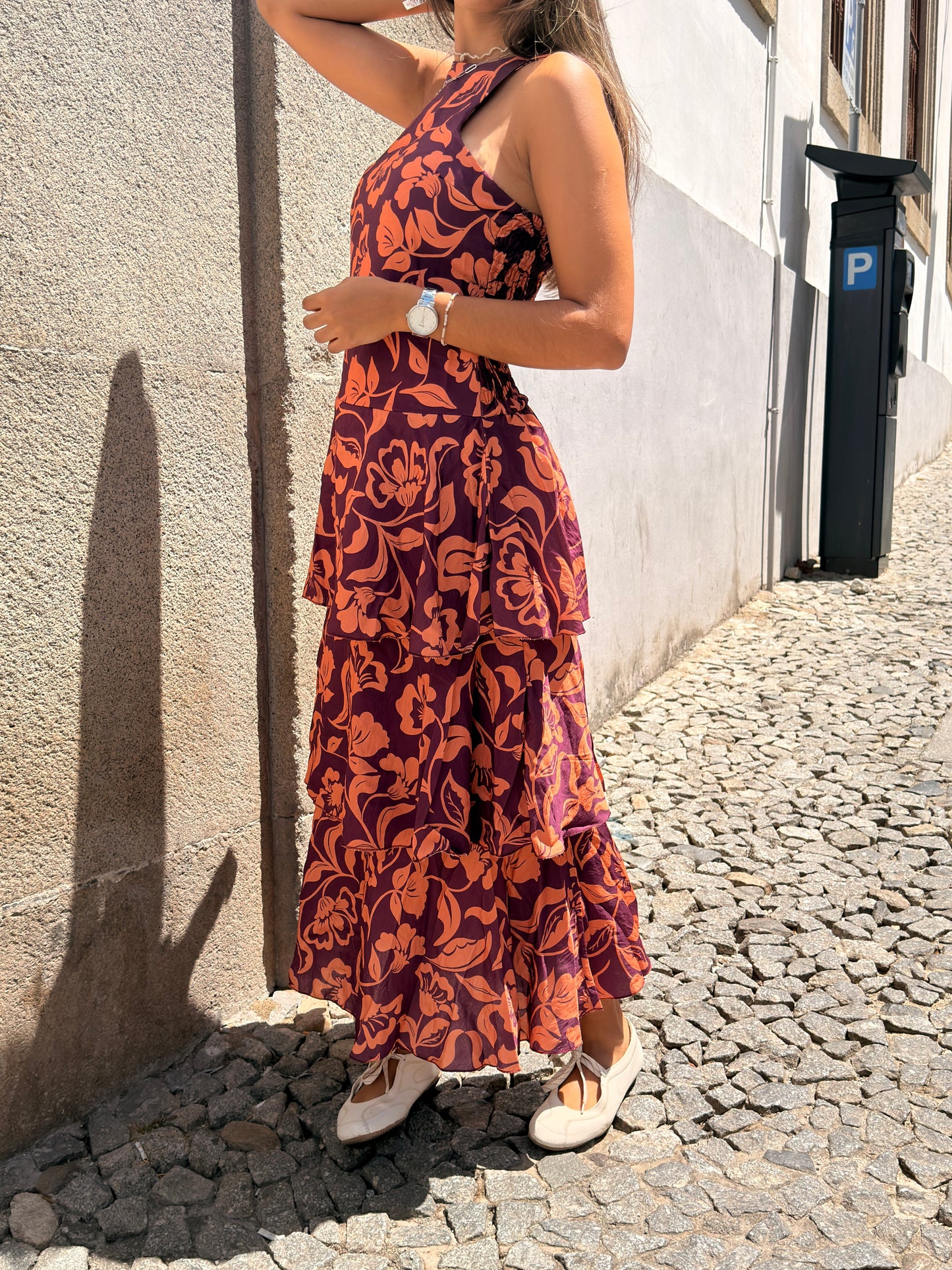VESTIDO ESTAMPADO C FOLHOS