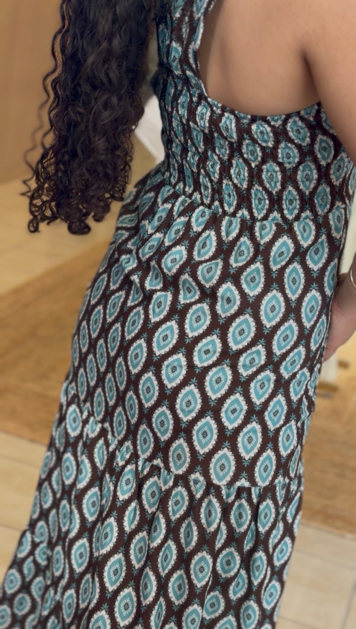 VESTIDO FRENTE ÚNICA ESTAMPADO