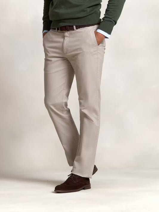CALÇA CHINO REGULAR | PIEDRA