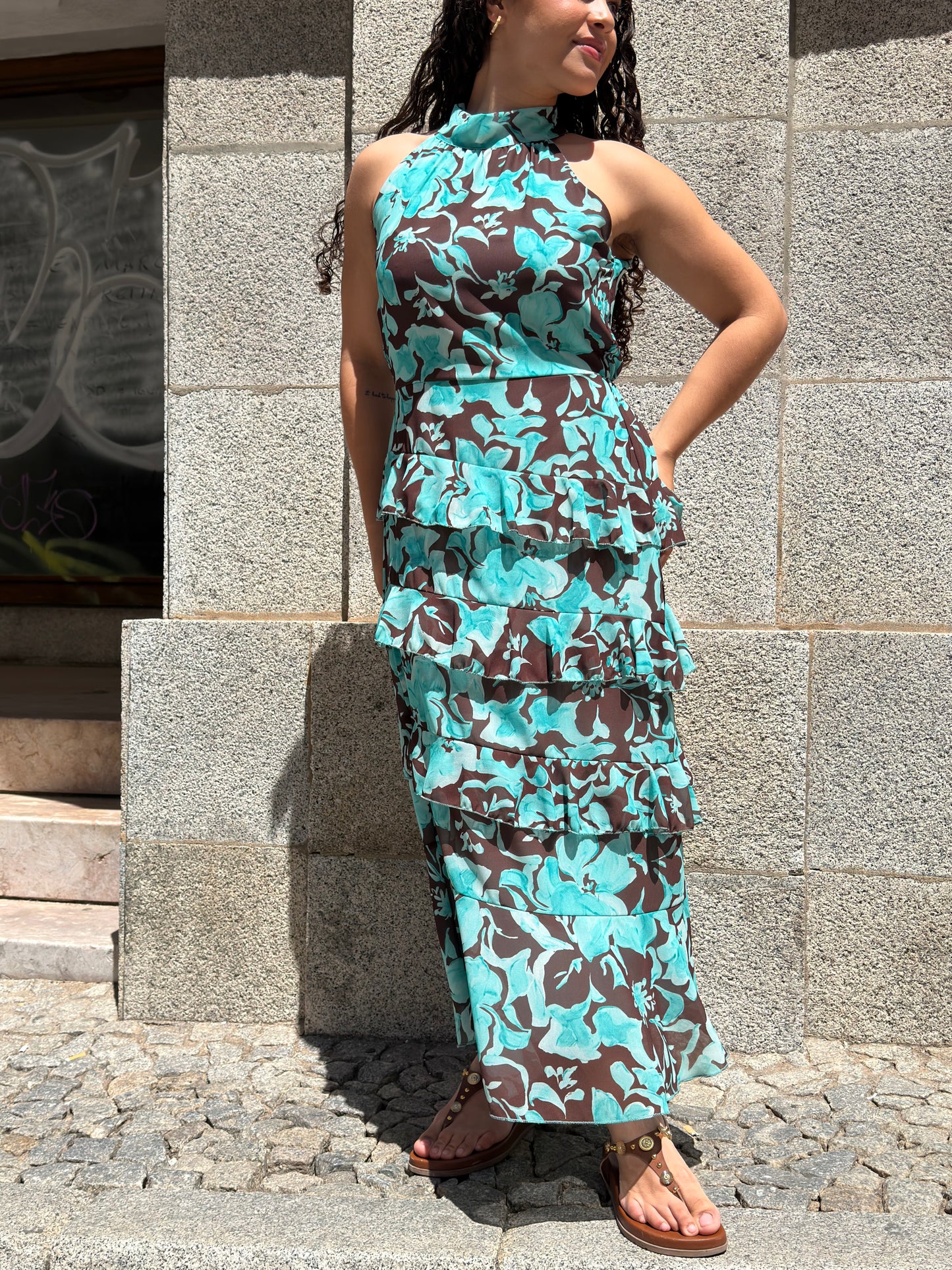VESTIDO ESTAMPADO BABADOS