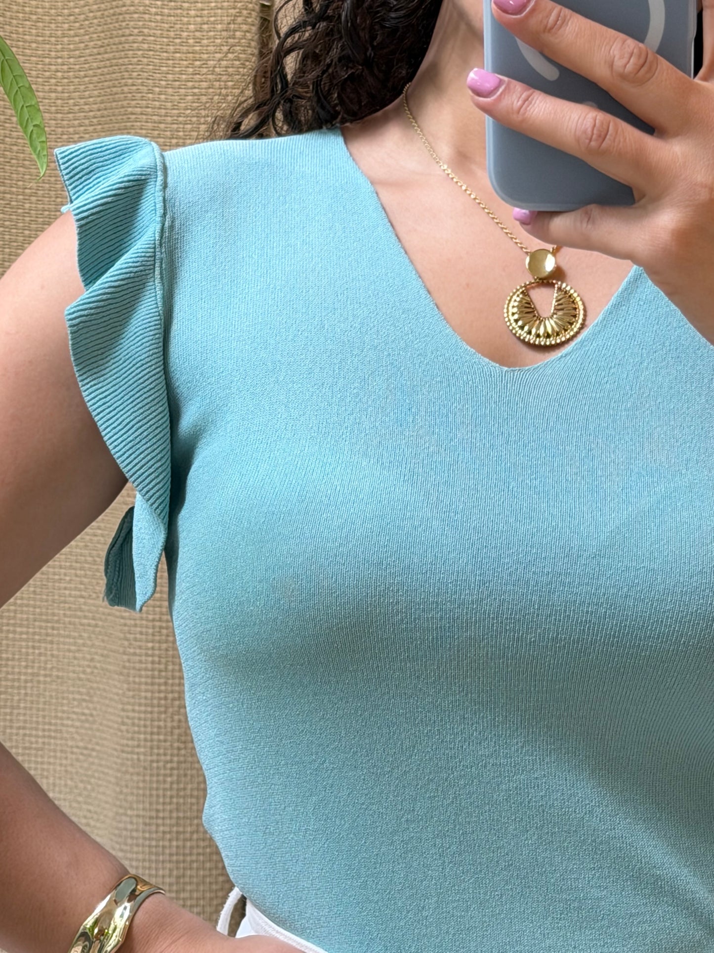 BLUSA MALHINHA EM V