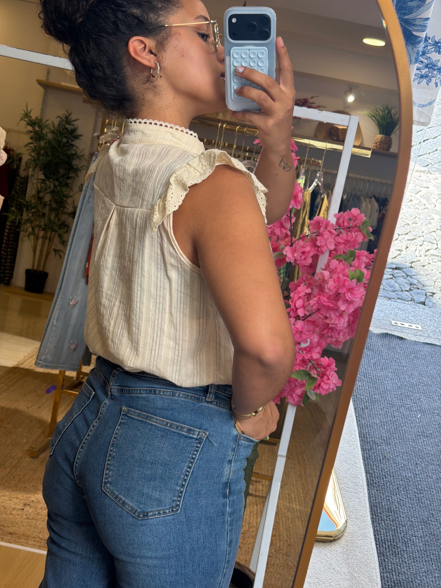 CAMISA BEGE BORDADOS
