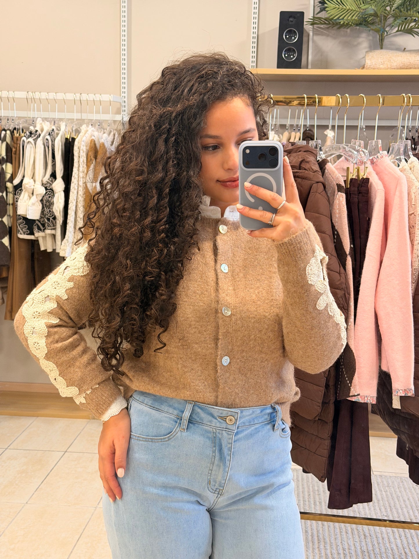 MALHA TAUPE CROCHÊ