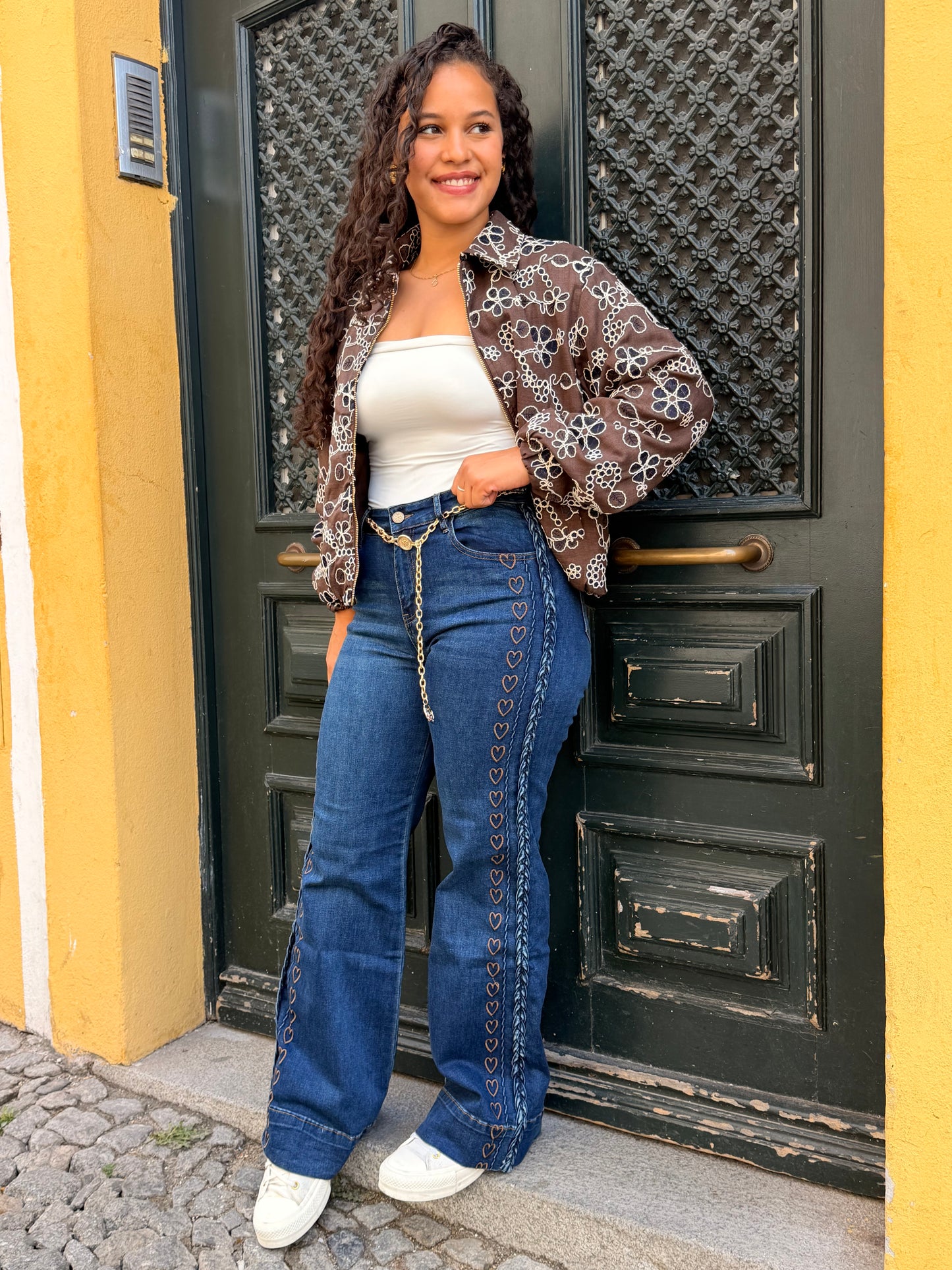 CALÇA PORMENOR CORAÇÃO