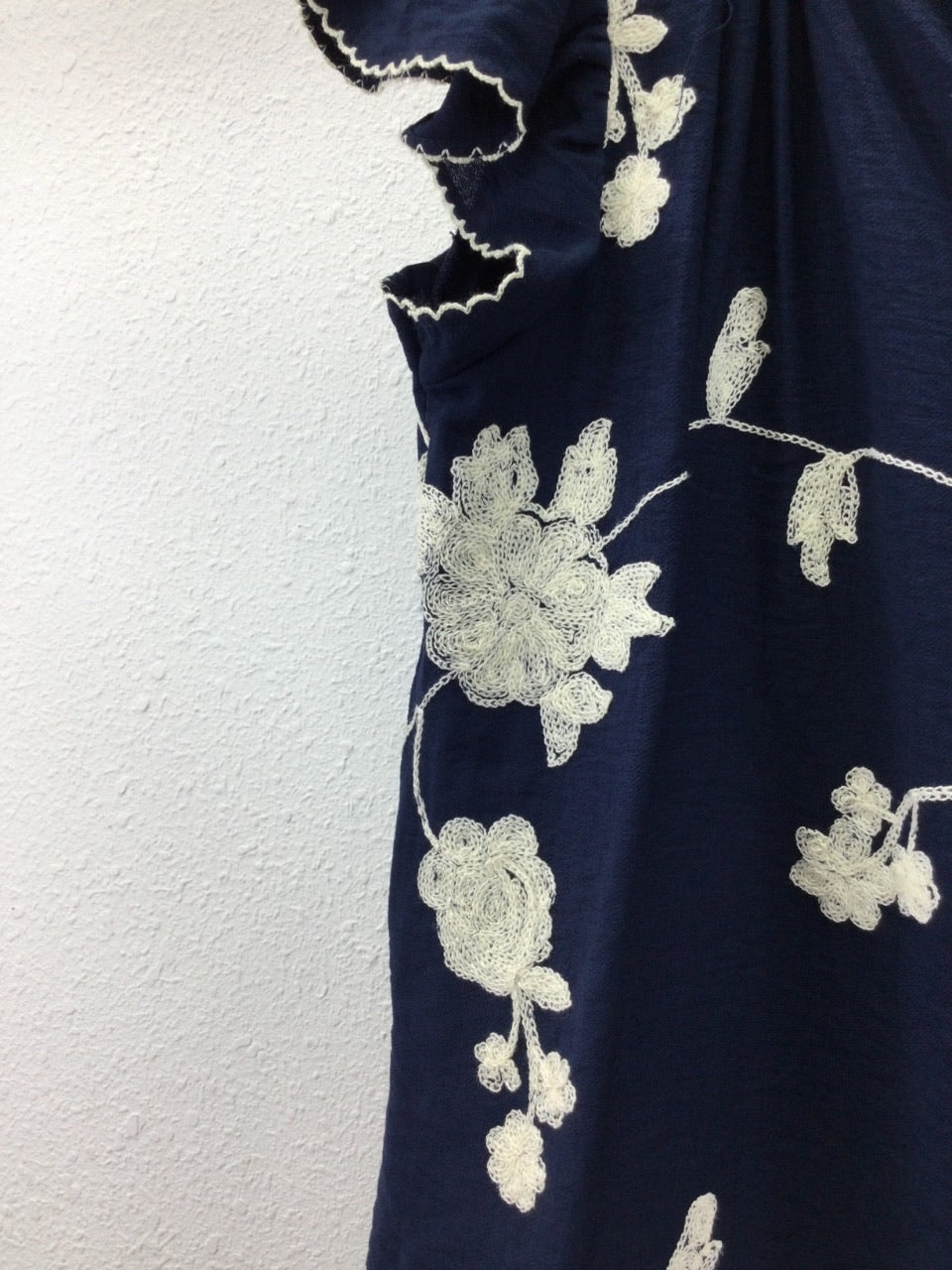 CAMISA AZUL MARINO BORDADOS