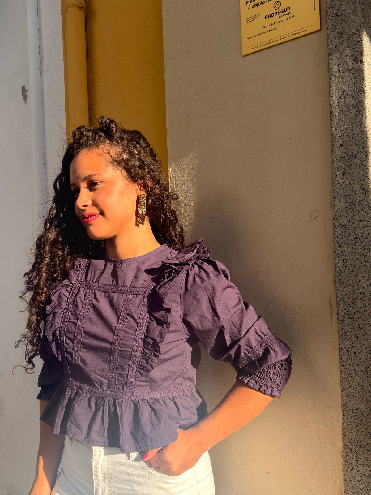BLUSA ROMÂNTICA COM RENDA