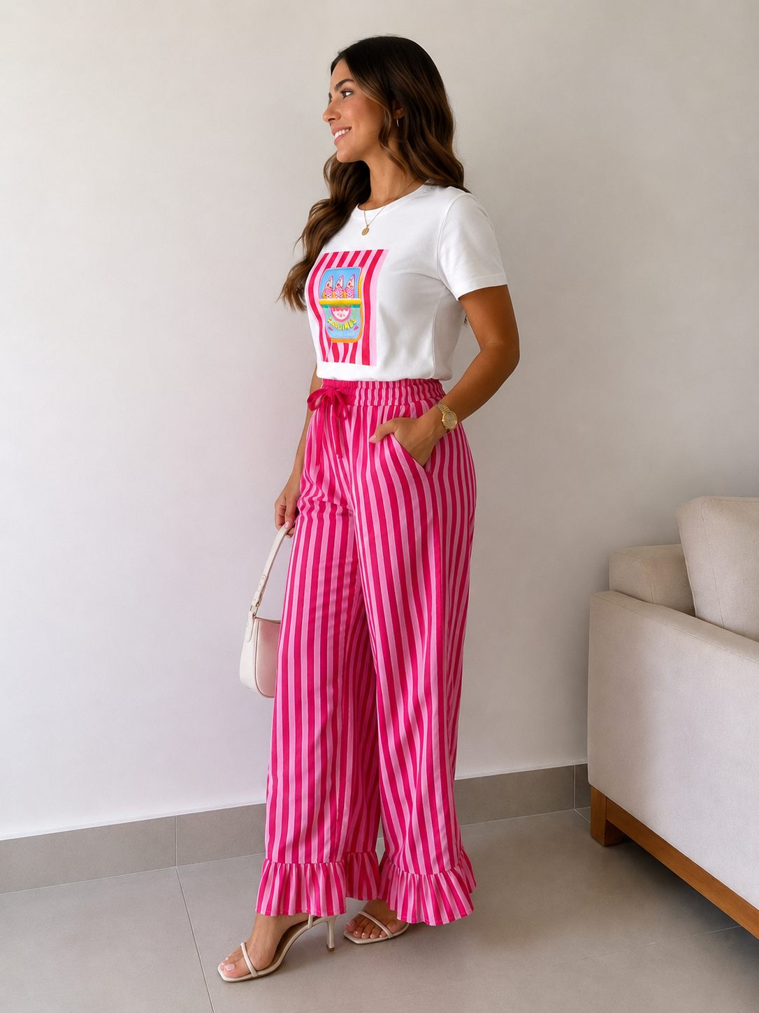 CALÇA RISCAS COM FOLHO