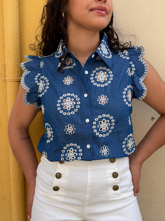 CAMISA AZUL COM BORDADOS