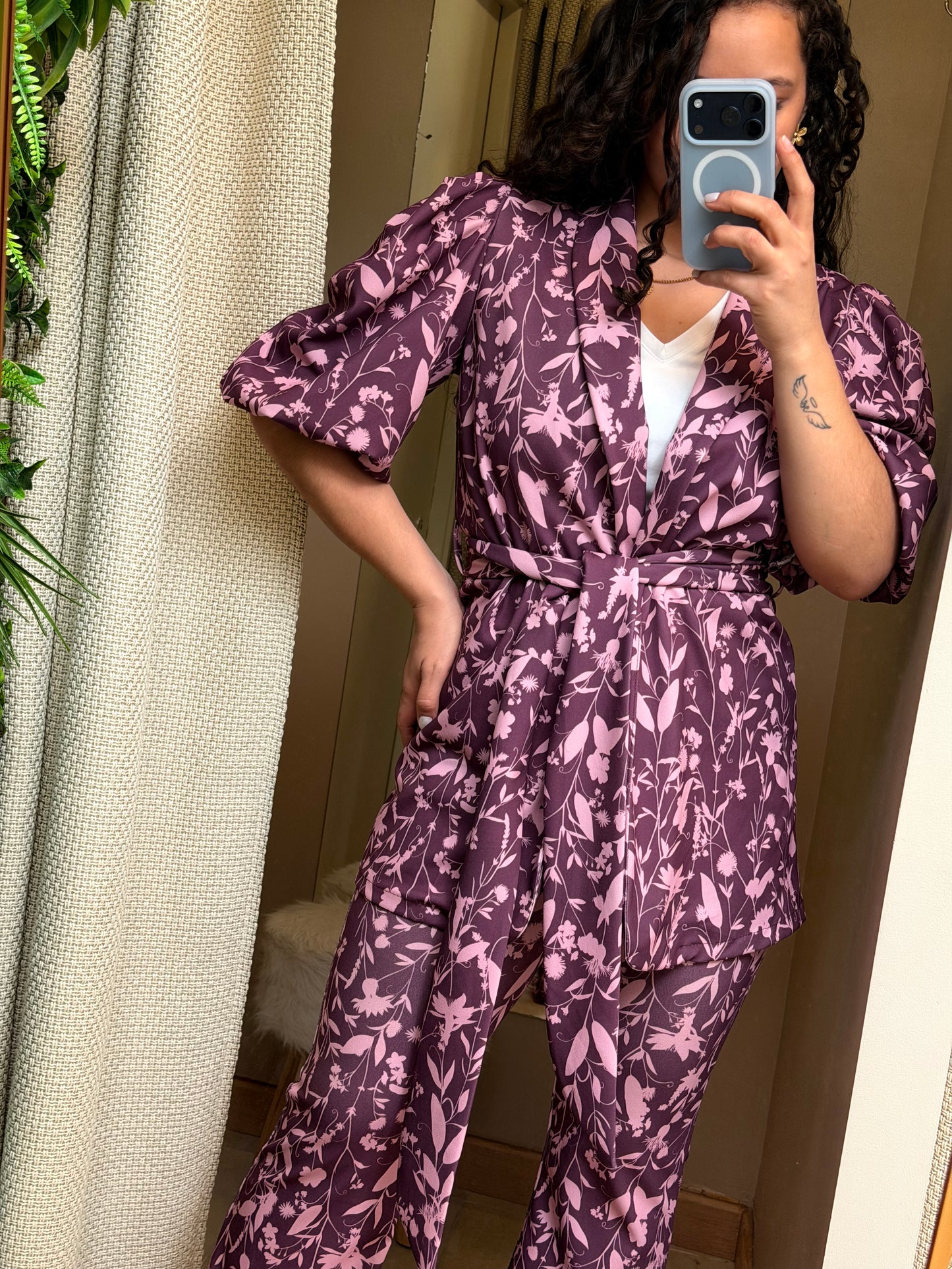 CONJUNTO FLORES ROXO