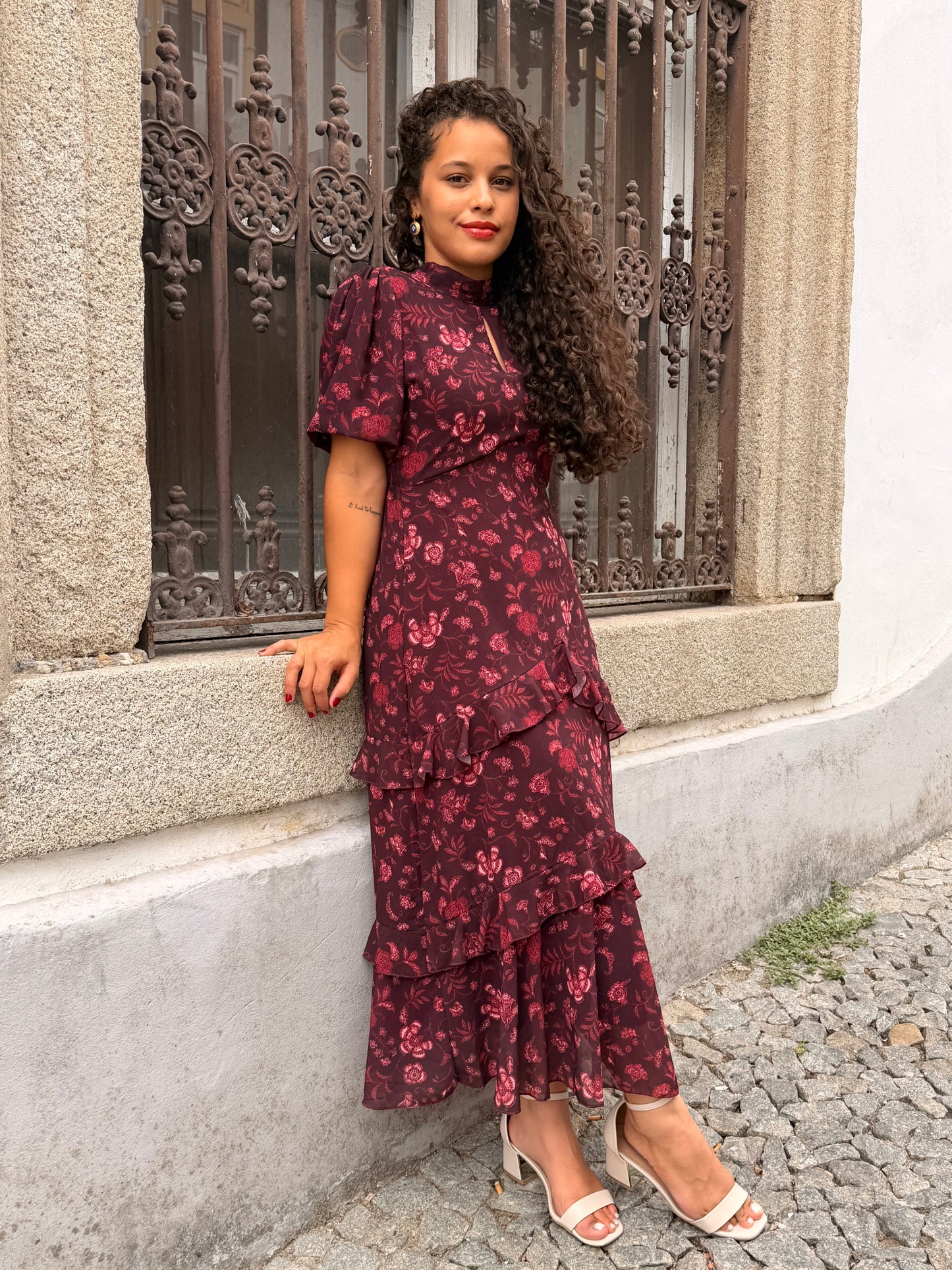 VESTIDO ESTAMPADO FOLHOS