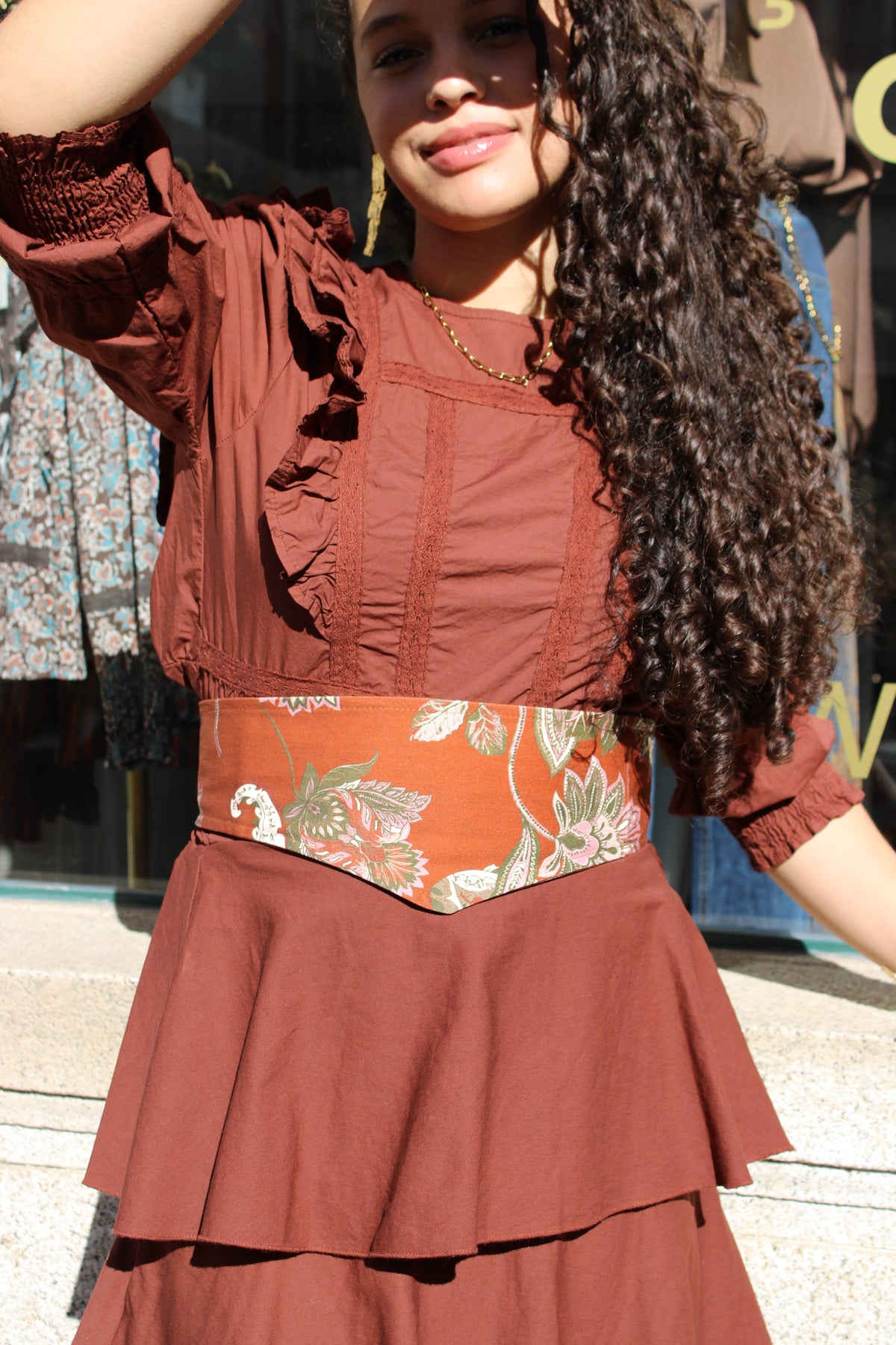 BLUSA ROMÂNTICA COM RENDA