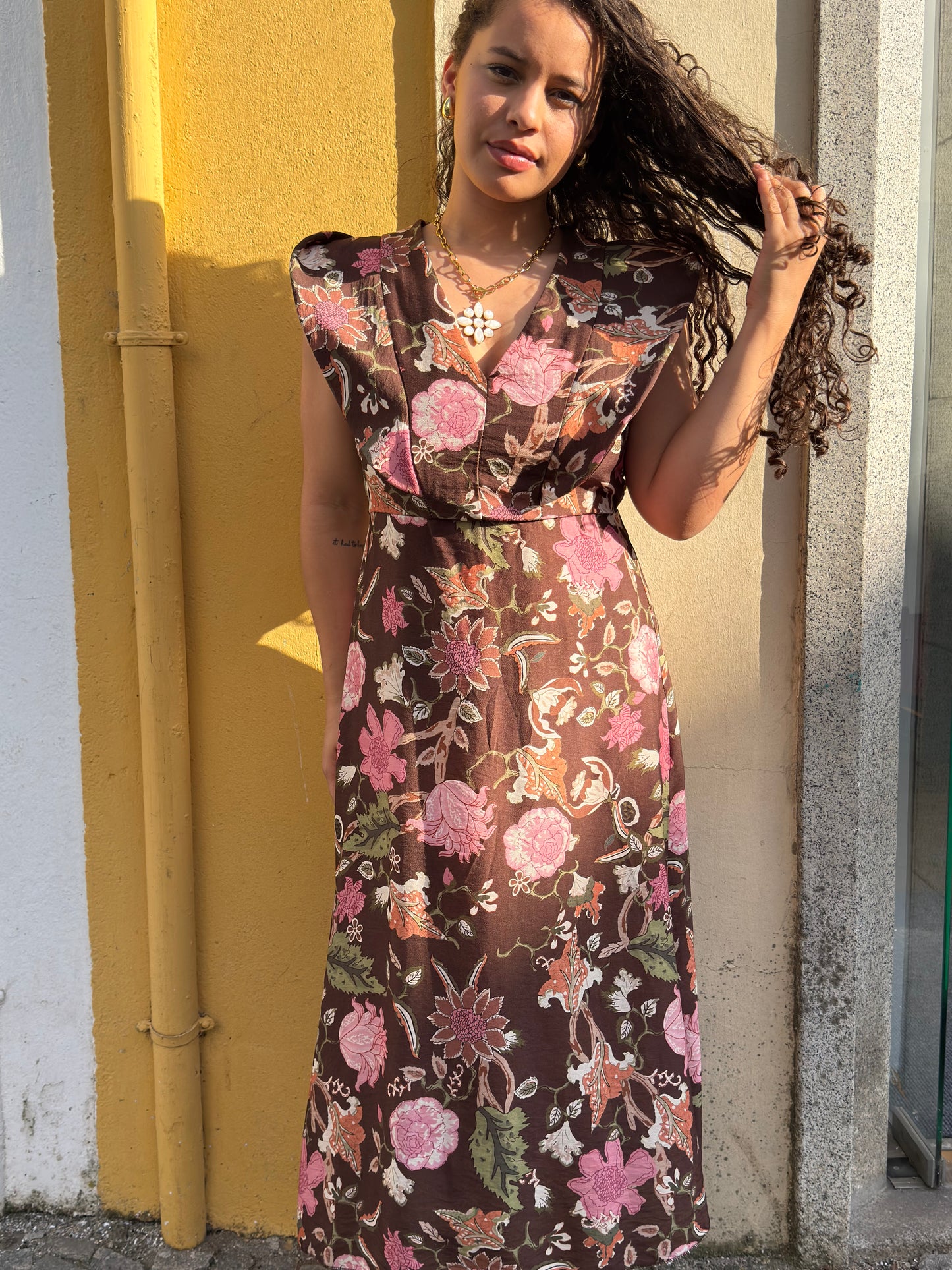 VESTIDO ESTAMPADO FOLHOS