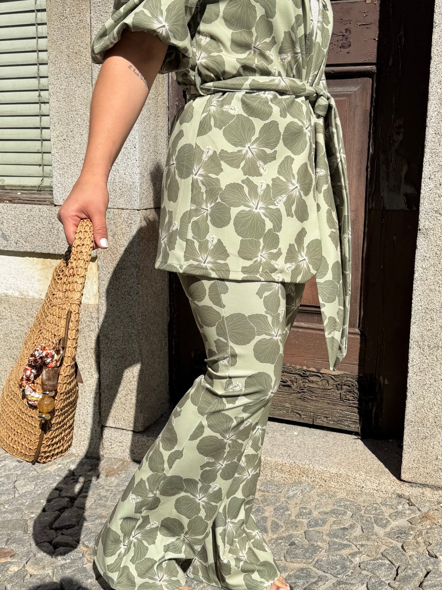 CONJUNTO FLORES VERDE