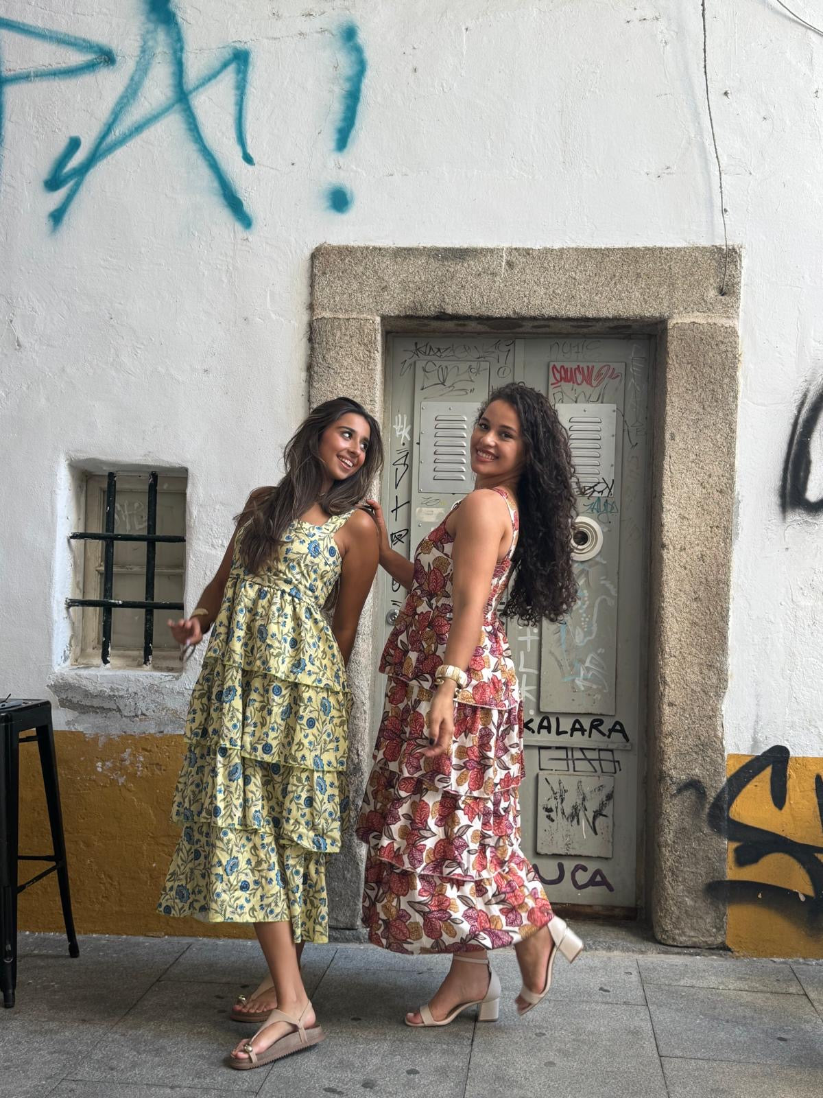 VESTIDO FOLHOS LIMA