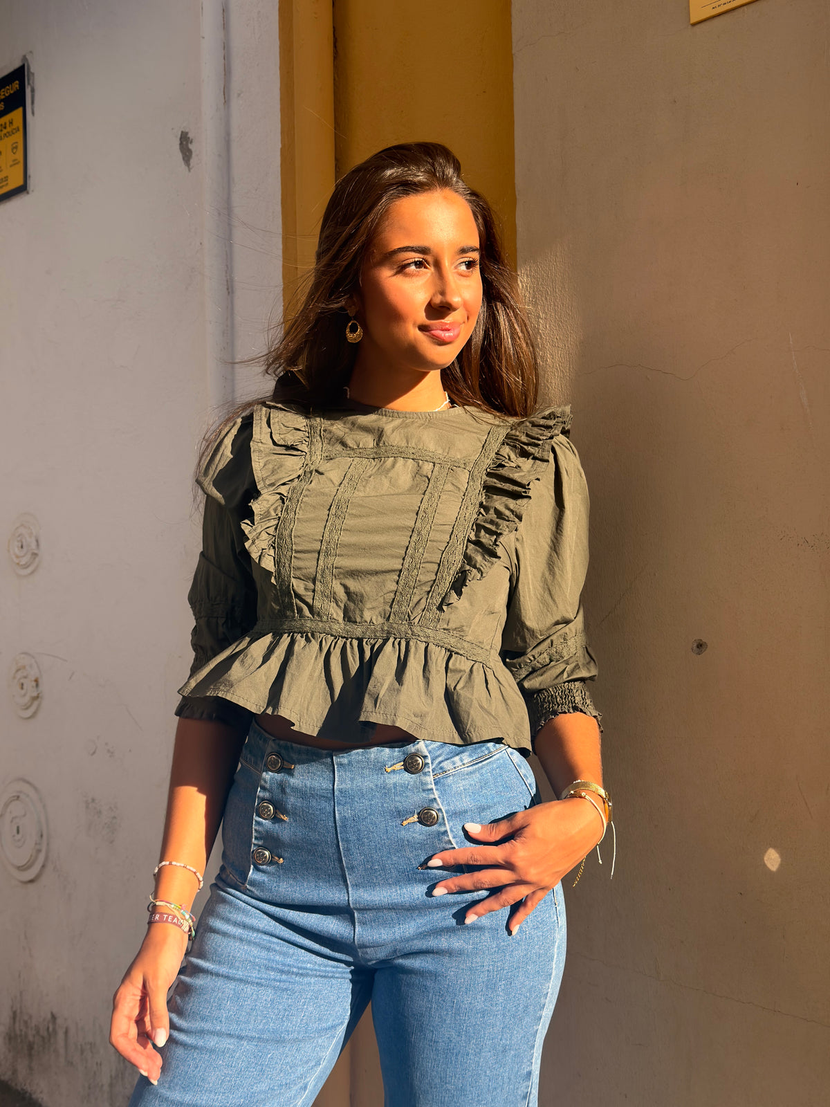 BLUSA ROMÂNTICA COM RENDA
