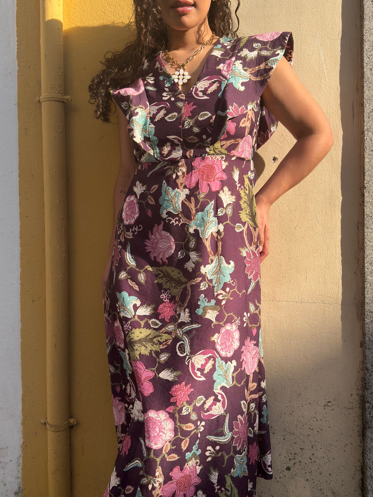 VESTIDO ESTAMPADO FOLHOS