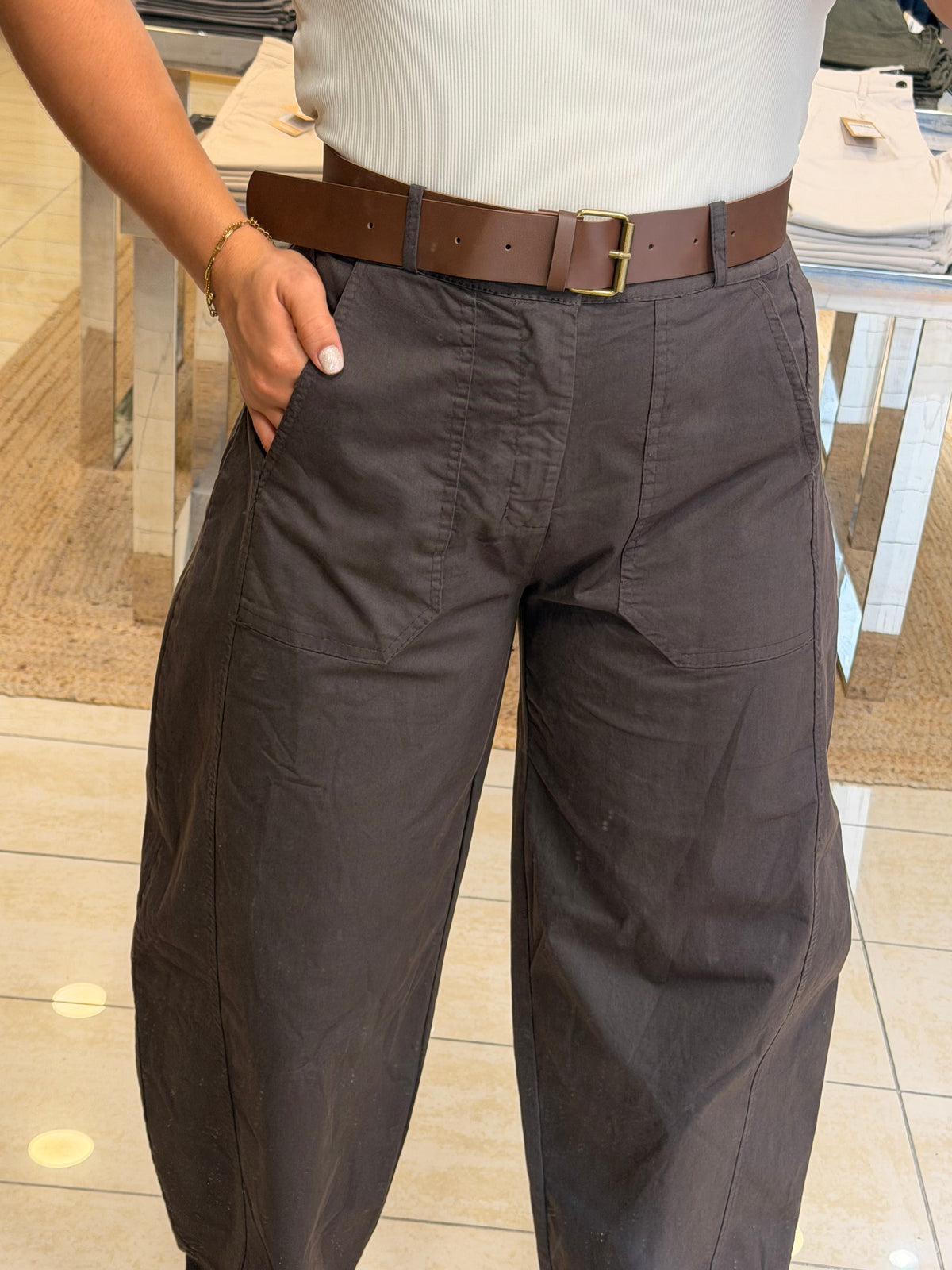 CALÇA BALLON COM CINTO