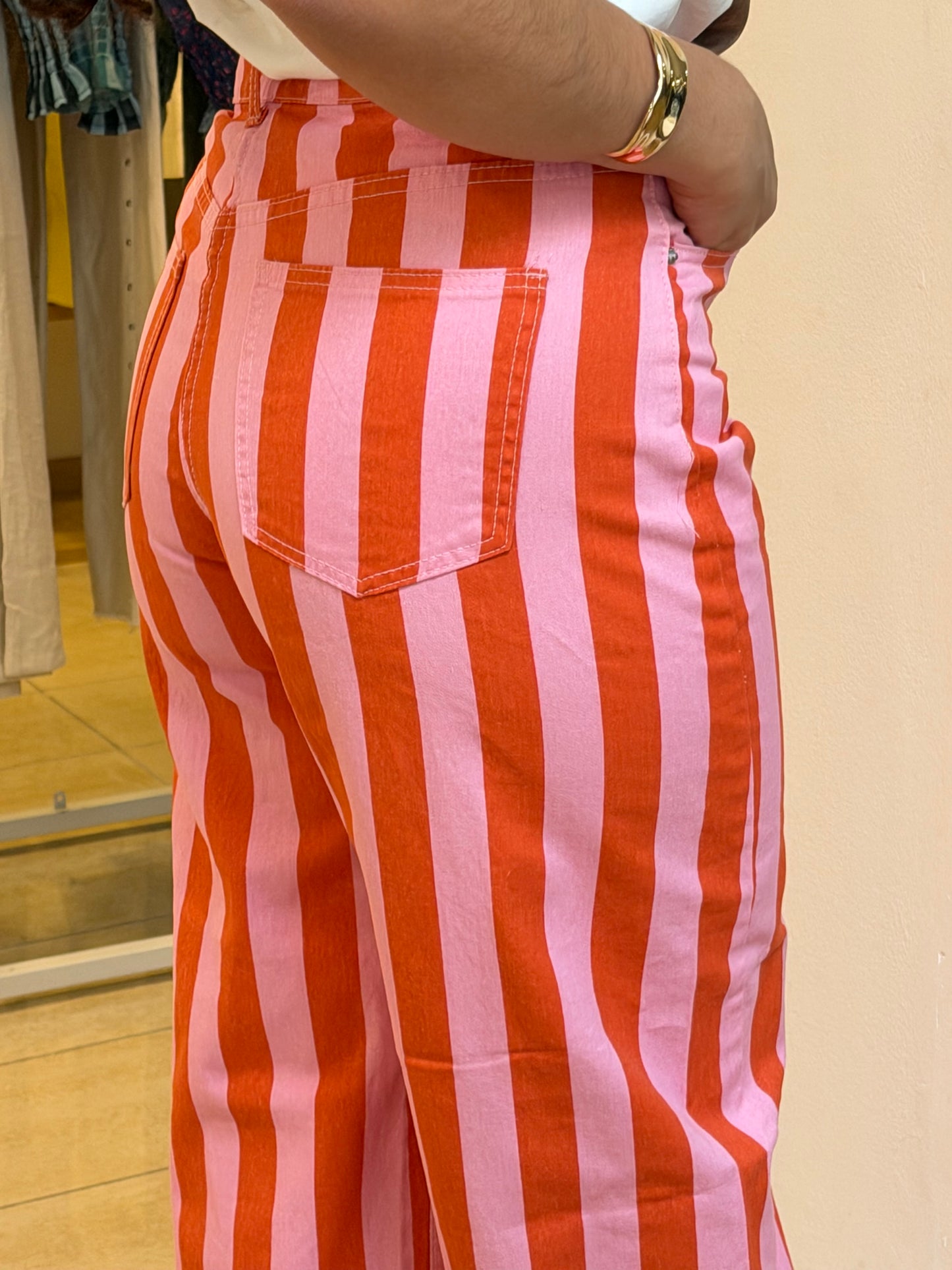CALÇA BAGGY RISCAS
