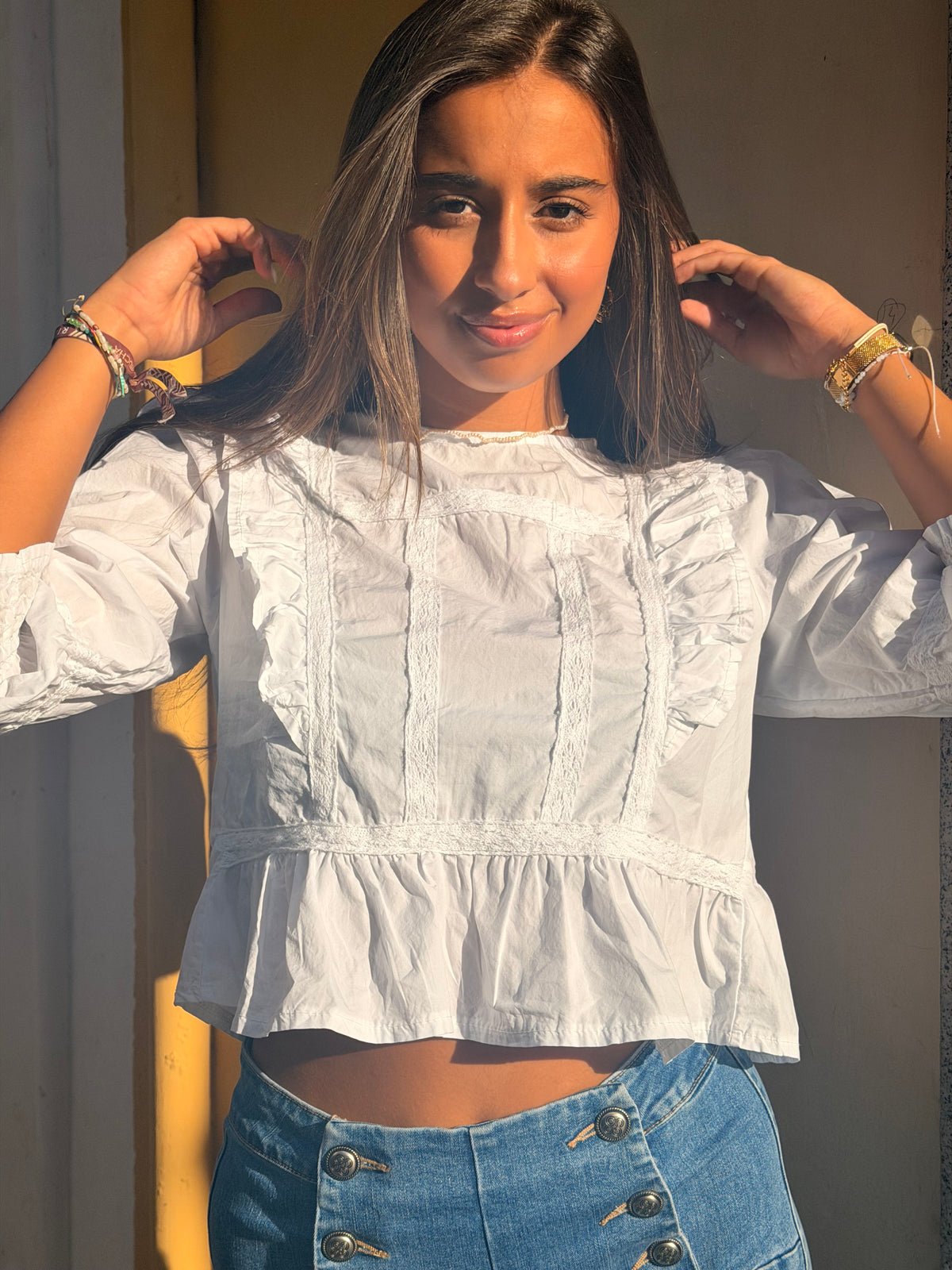 BLUSA ROMÂNTICA COM RENDA