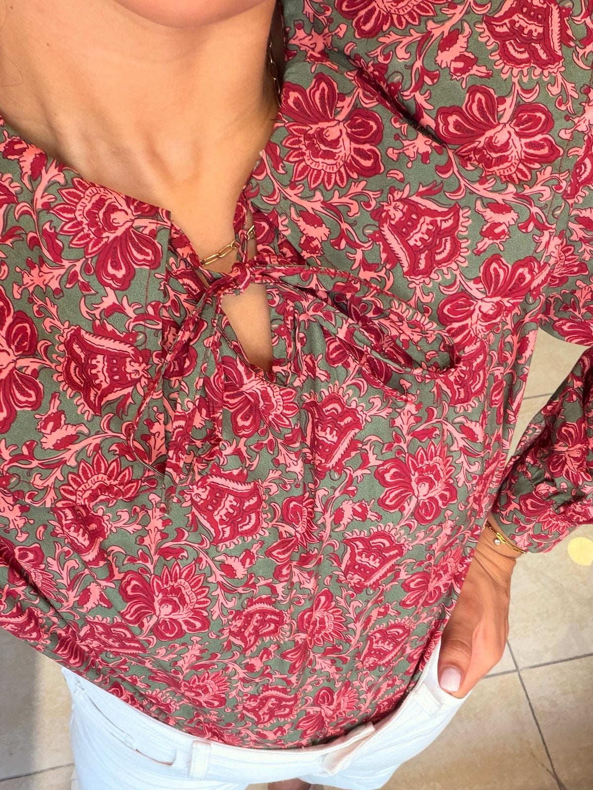 CAMISA FLORAL GOLA BEBÉ