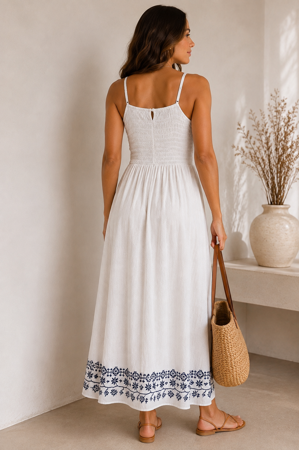 VESTIDO ALÇA BORDADOS AZUIS